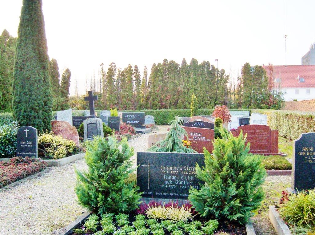 Mennoniten_friedhof_in_Neustadt_Weinstr.jpg